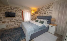 Antika Guesthouse